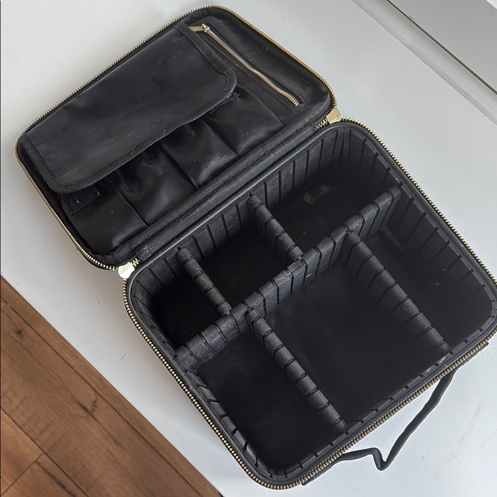 Toiletry bag 💼 💄 - Picture 2 of 8